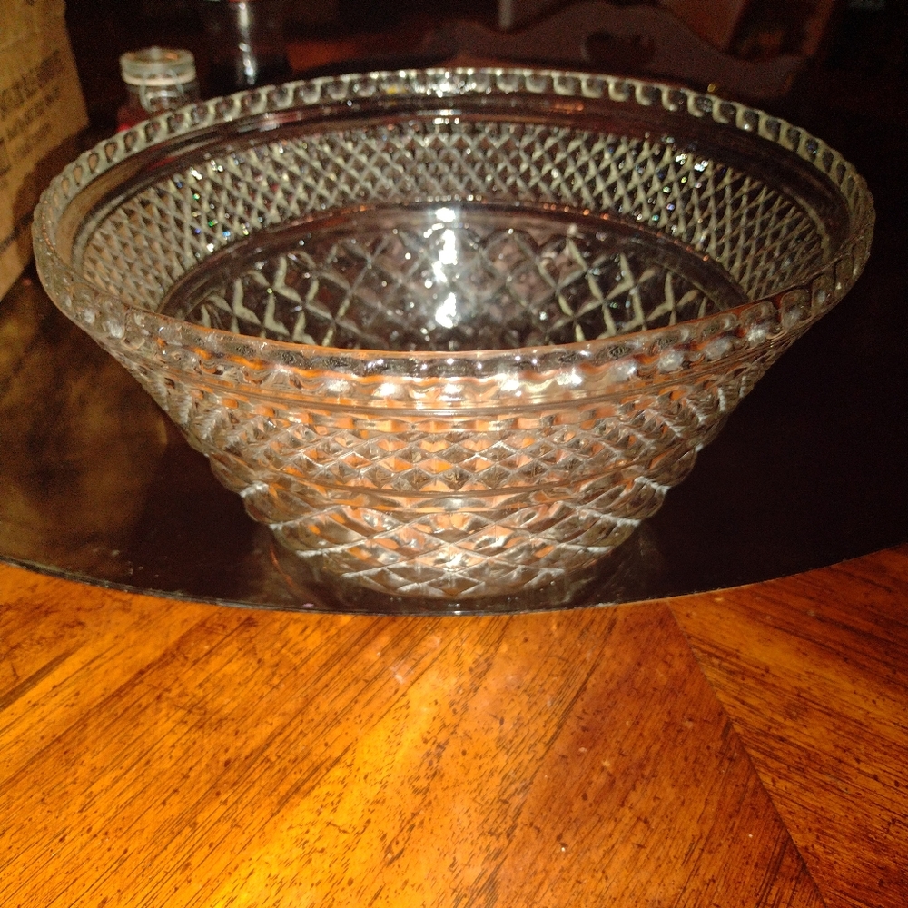 Wexford Anchor Hocking Salad Serving Bowl EUC